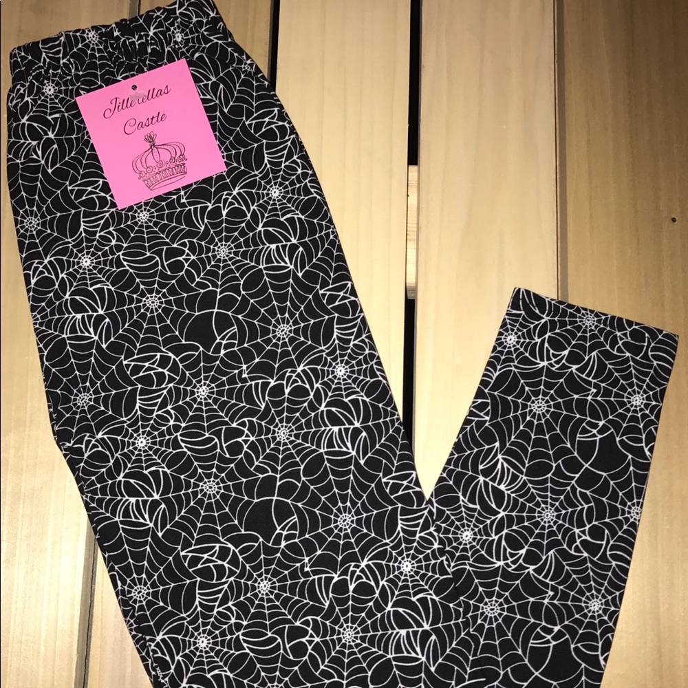 Leggings Black White Web One Size Buttery Soft